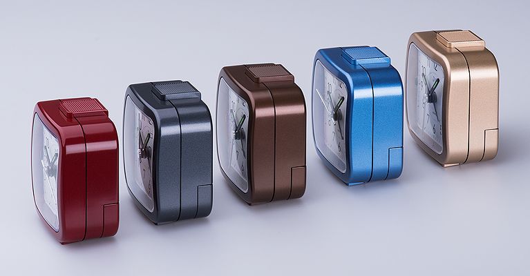 Nejlevnější analogový malý levný budík JVD quartz SR105.6