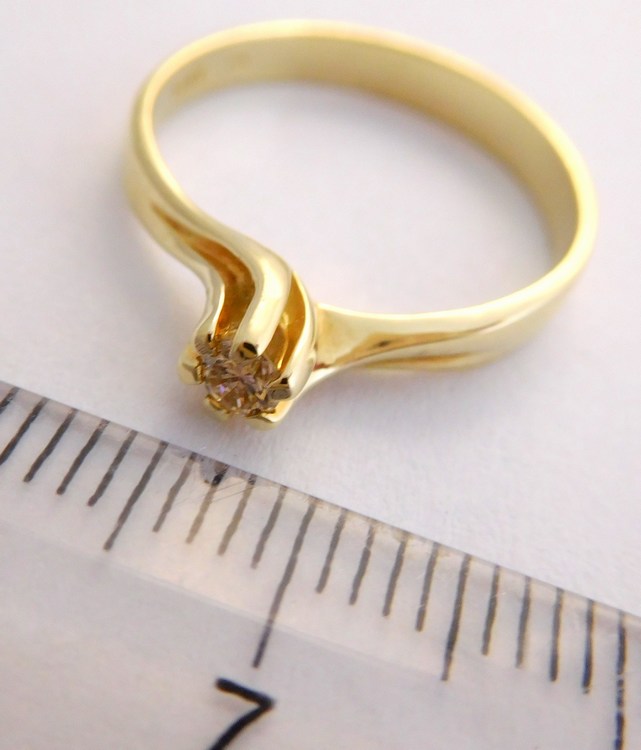 Klenoty Budín Zásnubní zlatý diamantový prsten s diamantem vel. 59 585/2,34gr 17-01 208 T279