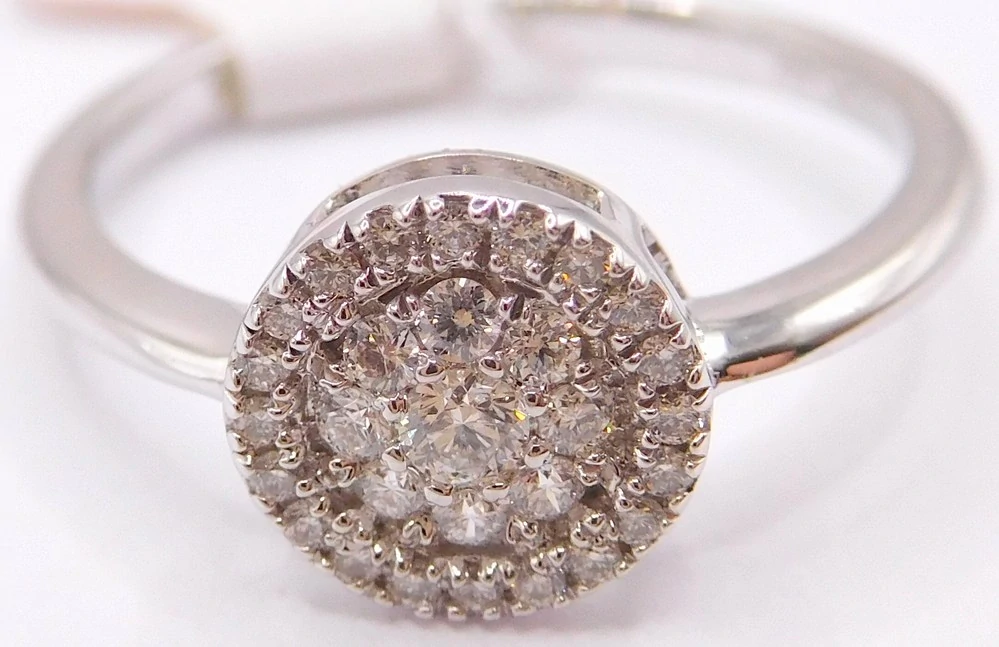 Klenoty Budín Zásnubní diamantový prsten z bílého zlata 585/2,00gr 29/0,18ct vel. 53 HKD57