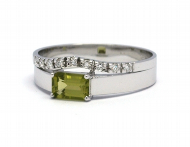 Diamantový dámský prsten s přírodním olivínem 585/2,97 gr J-21010-12 POŠTOVNÉ ZDARMA!