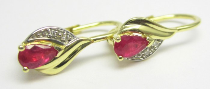 Luxusní zlaté diamantové náušnice s pravými červenými rubíny 585/1,67gr 3830948 