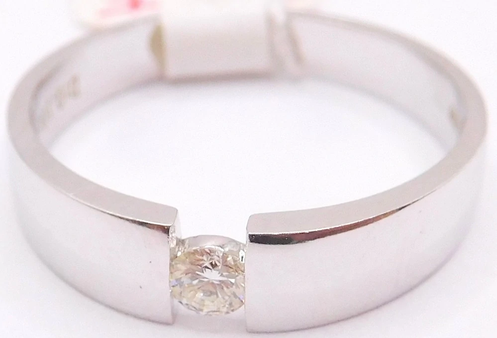 Klenoty Budín Zásnubní diamantový prsten z bílého zlata 585/3,60gr 1/0,10ct vel. 57 HKD60