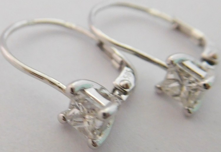 Klenoty Budín Diamantové zlaté náušnice z bílého zlata DIAMANT 2x0,41CT 585/0,95gr 3880071