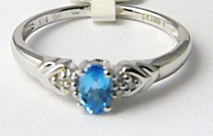 Klenoty Budín Zásnubní diamantový prsten s blue topaz 0,30ct, 6ks diamantů vel.57 3860450