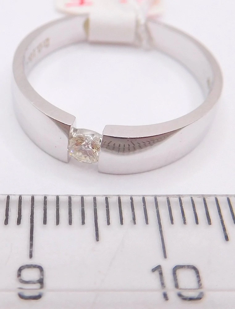 Klenoty Budín Zásnubní diamantový prsten z bílého zlata 585/3,60gr 1/0,10ct vel. 57 HKD60