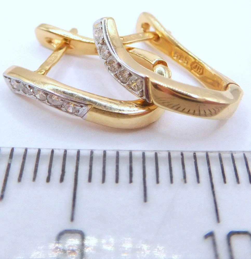 Klenoty Budín Dámské klasické zlaté náušnice s diamanty na francouzské zap. 585/2,20gr 0,12ct HKD68