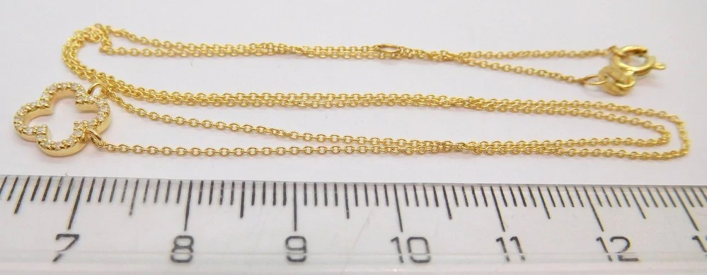Klenoty Budín Dámský zlatý diamantový náhrdelník s přívěskem diamantový čtyřlístek 585/1,53gr 0,08ct HKD46