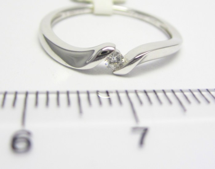 Klenoty Budín Zásnubní diamantový prsten z bílého zlata 0,05ct 3860690