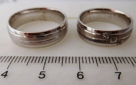 Exkluzivní zlaté snubní prsteny Couple 585/1000 65UE3M