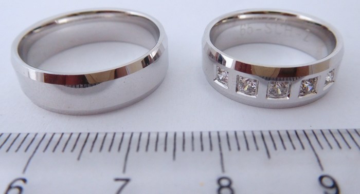 Exkluzivní zlaté snubní prsteny Couple 585/1000 s diamanty 65SCH2