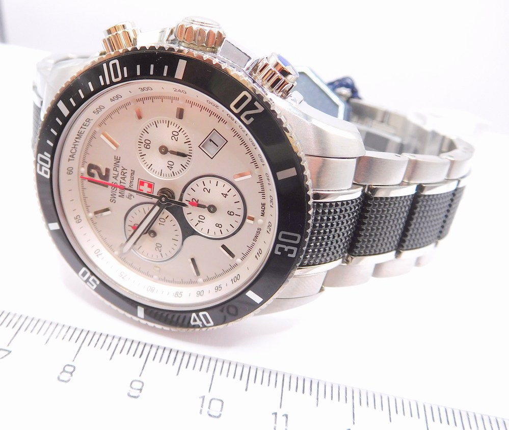 GROVANA Luxusní pánské švýcarské ocelové hodinky Swiss Millitary by Grovana 1615.9172