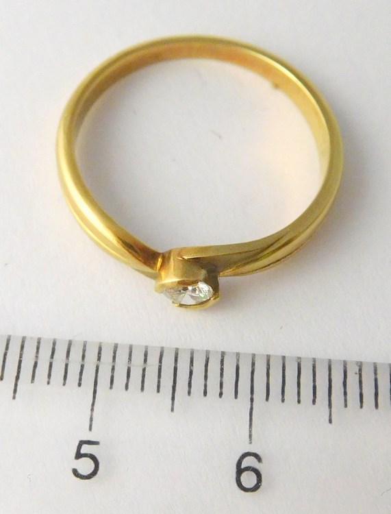 Klenoty Budín Zlatý zásnubní diamantový prsten s diamantem 0,154CT vel. 56 585/2,73gr J-14223-