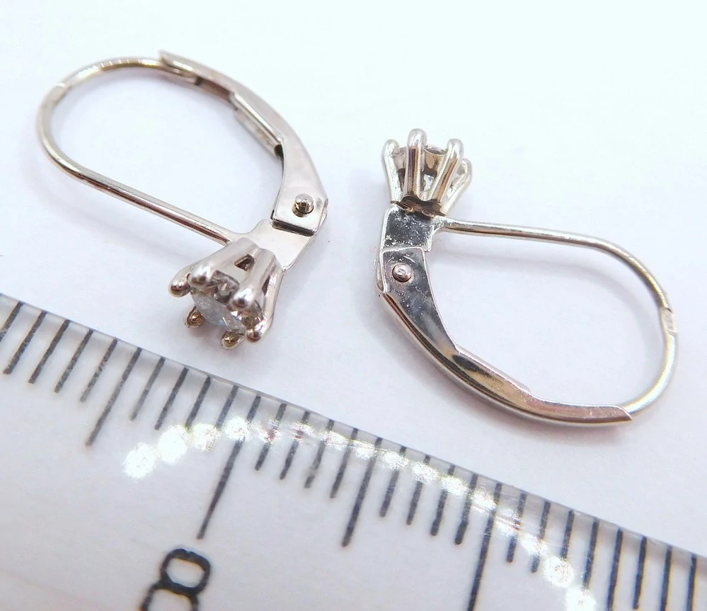 Klenoty Budín Diamantové zlaté náušnice s diamanty (bílé zlato) 0,320CT 585/0,93gr HKD67