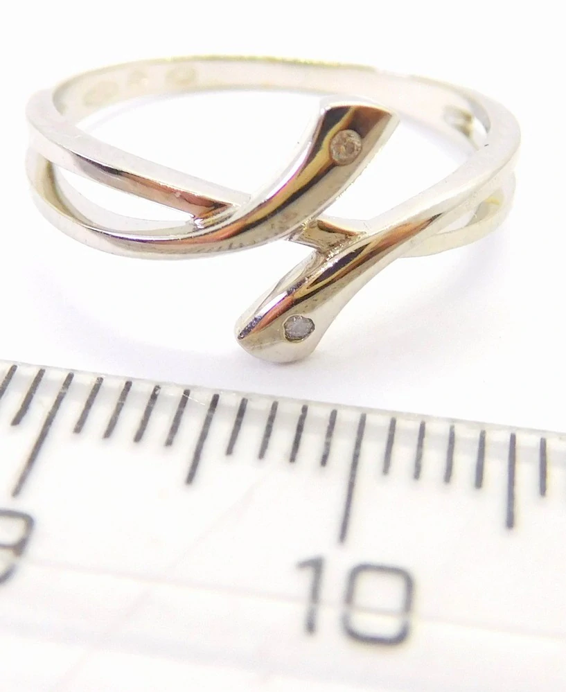 Klenoty Budín Dámský diamantový prsten z bílého zlata s diamanty vel. 54 0,016CT 585/1,92gr B0129