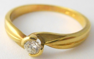 Klenoty Budín Zlatý zásnubní diamantový prsten s diamantem 0,154CT vel. 56 585/2,73gr J-14223-