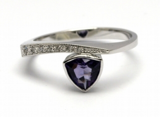Luxusní zásnubní diamantový prsten s ametystem 585/2,89 gr J-21596-12 POŠTOVNÉ ZDARMA!