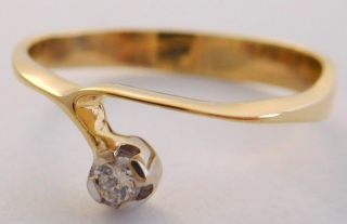 Klenoty Budín Zásnubní zlatý diamantový prsten s diamantem vel. 60 585/1,94gr 17-01 203 T284